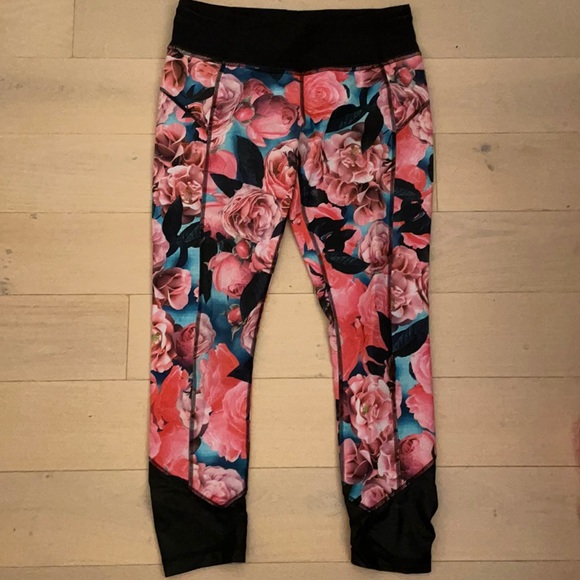 lululemon athletica Pants - Lululemon Secret Garden Leggings
